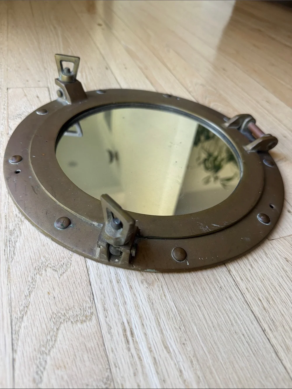 Bronze Porthole Wall Mirror - Bronze Finish